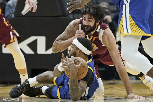 他在场上的 他在场上的