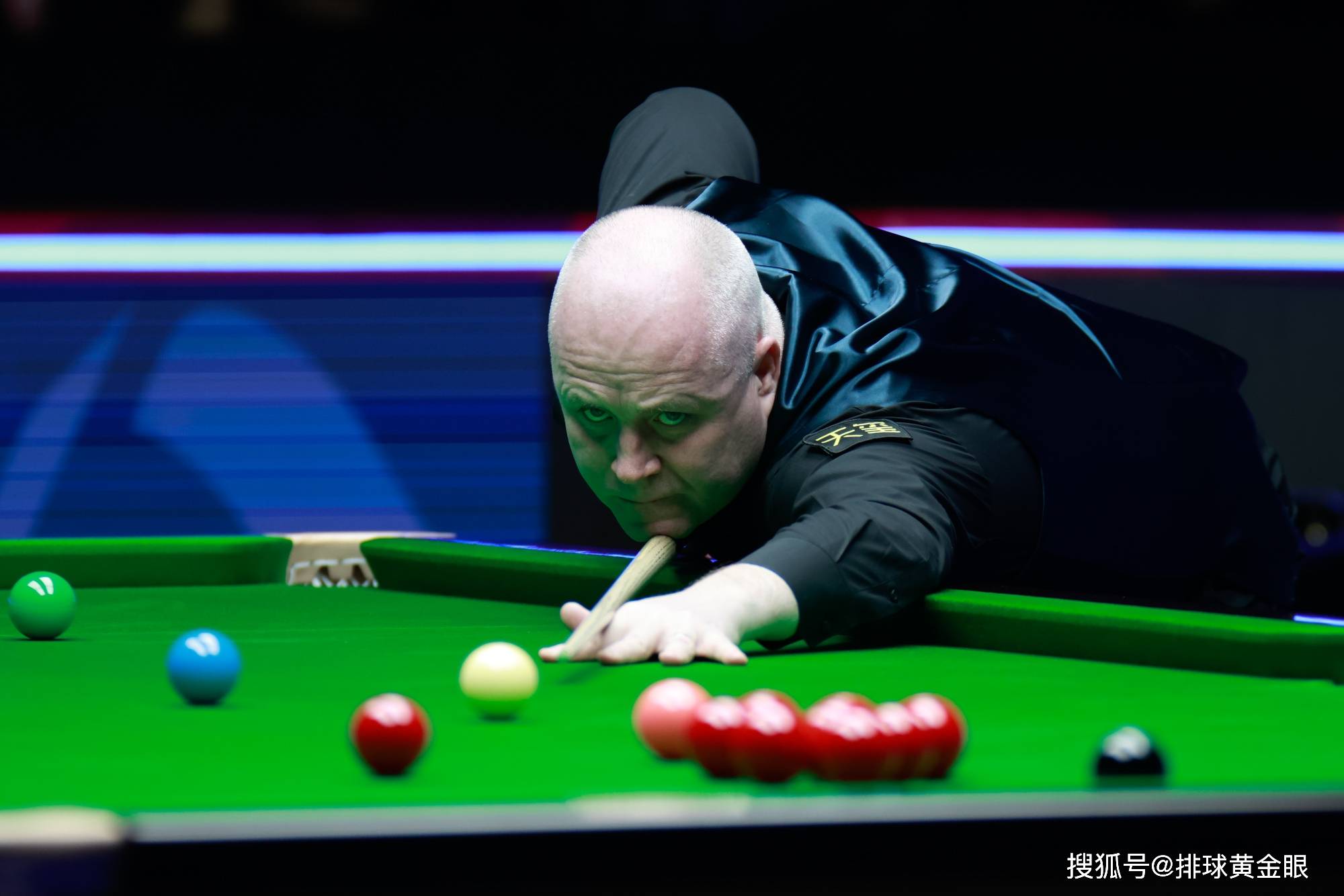 激烈的拼搏 激烈的拼搏