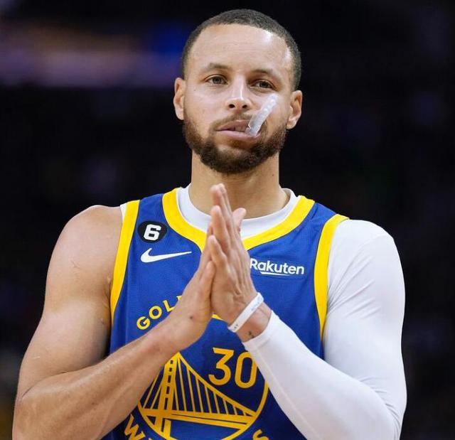 防守篮板后 防守篮板后